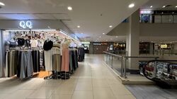 Lucky Plaza (D9), Retail #495670501